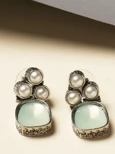 OOMPH Square Drop Earrings