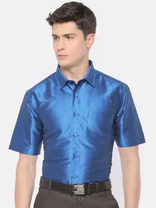 Ramraj Spread Collar Short Sleeves Regular Fit Formal Shirt