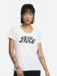 Nike Women Dri-FIT Printed T-Shirt