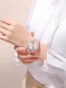 GIORDANO Women Dial & Bracelet Style Straps Analogue Watch GZ-60057-33