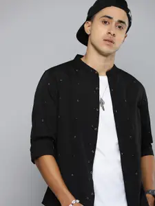 R.Code by The Roadster Life Co. Geometric Printed Casual Shirt