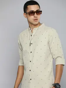 R.Code by The Roadster Life Co. Geometric Printed Casual Shirt