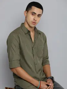 R.Code by The Roadster Life Co. Geometric Printed Casual Shirt