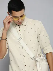 R.Code by The Roadster Life Co. Geometric Printed Casual Shirt