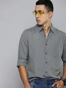 R.Code by The Roadster Life Co. Cutaway Collar Geometric Printed Casual Shirt