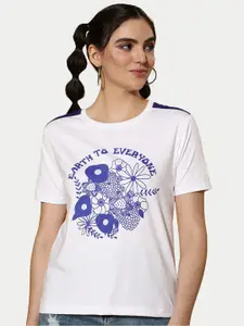 JUNEBERRY Graphic Printed Cotton T-shirt