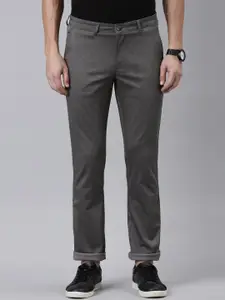 Chennis Men Mid-Rise Relaxed Slim Fit Geometric Printed Easy Wash Pure Cotton Trousers