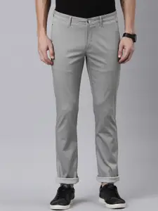 Chennis Men Mid-Rise Relaxed Slim Fit Geometric Printed Easy Wash Pure Cotton Trousers