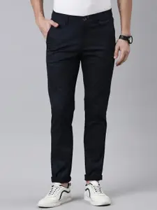 Chennis Men Mid-Rise Relaxed Slim Fit Geometric Printed Easy Wash Pure Cotton Trousers