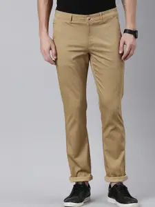 Chennis Men Mid-Rise Relaxed Slim Fit Geometric Printed Easy Wash Pure Cotton Trousers