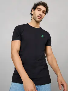 Styli Men Solid Round Neck Knitted Regular Fit T-Shirt With Palm Embroidered Detail