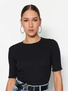 Trendyol Round Neck Cotton Fitted Crop Top