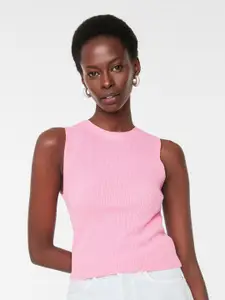 Trendyol Round Neck Sleeveless Fitted Top