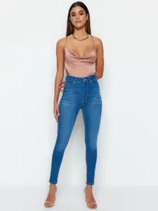 Trendyol Women Light Fade Clean Look Cropped Jeans