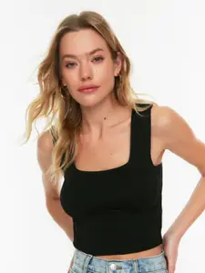 Trendyol Square Neck Sleeveless Casual Fitted Crop Top