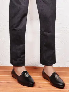 FAUSTO Men Embroidered Lightweight Mojaris