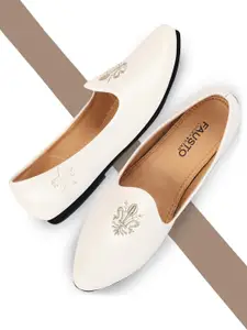 FAUSTO Men Embroidered Lightweight Mojaris