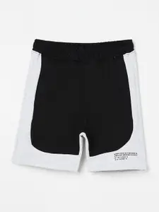 Fame Forever by Lifestyle Boys Mid-Rise Colourblocked Casual Knitted Pure Cotton Shorts