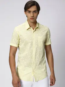 Mufti Slim Fit Floral Opaque Printed Cotton Linen Casual Shirt