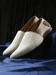 House of Pataudi Men Lightweight Comfort Insole Basics Monk Shoes With Buckle Detail