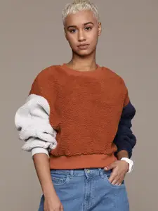 The Roadster Lifestyle Co. Sherpa Colourblocked Sweatshirt