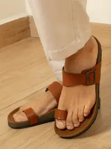 Big Fox Men Textured Comfort Sandals