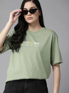 The Roadster Lifestyle Co. Printed Drop-Shoulder Sleeves Oversized Cotton T-shirt