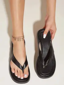HASTEN Textured Flatform Heels