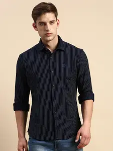SHOWOFF Comfort Striped Cotton Casual Shirt