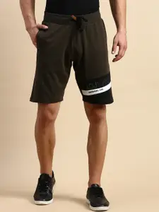 SHOWOFF Men Typography Printed Sports Shorts
