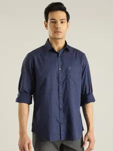 Indian Terrain Chiseled Slim Fit Micro or Ditsy Printed Cotton Casual Shirt