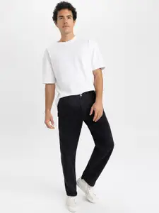 DeFacto Men Mid-Rise Clean Look Pure Cotton Jeans