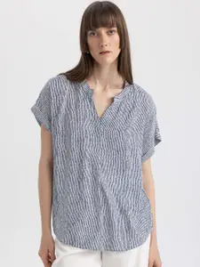 DeFacto Striped Extended Sleeves Top