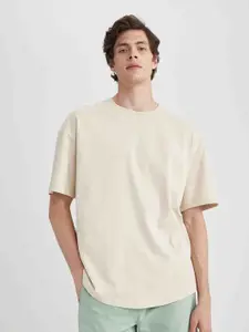 DeFacto Round Neck Drop-Shoulder Sleeves Pure Cotton T-shirt