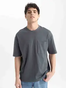 DeFacto Round Neck Drop-Shoulder Sleeves Cotton T-shirt