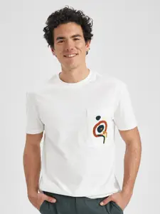 DeFacto Men Pure Cotton Pocket Detail T-shirt