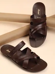 Paragon Men Textured Comfort Sandals