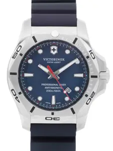 Victorinox Men Stainless Steel Dial & Straps Analogue Watch 241734