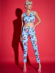 SASSAFRAS Women Blue Floral Printed Crop Top and Trousers