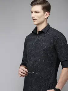 V Dot Men Slim Fit Opaque Printed Casual Shirt