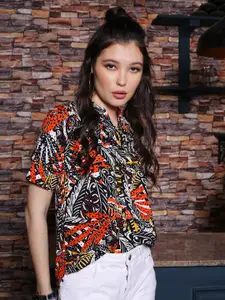 Sera Black & Red Floral Printed Mandarin Collar Top