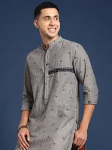 Taavi Kashidakari Pure Cotton Band Collar Short Kurta