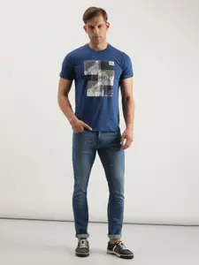 Lee Graphic Printed Slim Fit Cotton T-shirt