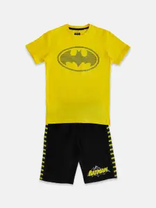 Pantaloons Junior Boys Pure Cotton Bat-Man Printed T-shirt With Shorts