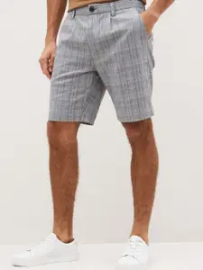 NEXT Men Mid-Rise Checked Pleated Chino Shorts