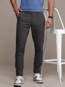 French Connection Men Solid Slim Fit Mid-rise Chinos