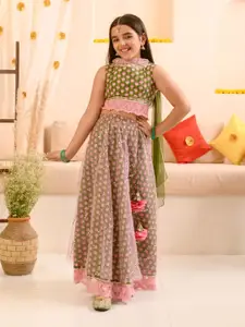 pspeaches Girls Sequinned Ready to Wear Lehenga & Blouse With Dupatta