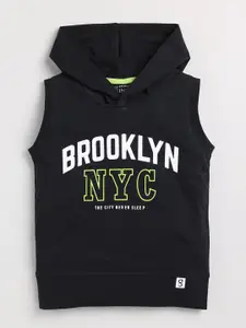 Ginie Boys Typography Printed Sleeveless Hooded Pure Cotton T-shirt