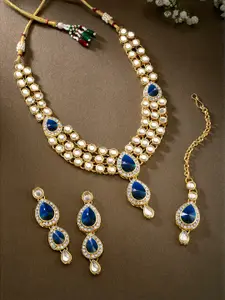 Peora Gold-Plated Kundan Necklace Jewellery Set