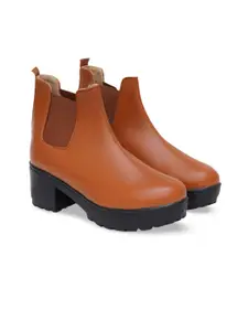 XE Looks Women Heeled Leather Chelsea Boots